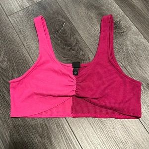 Wild fable too (reversible). Size large. Pink.